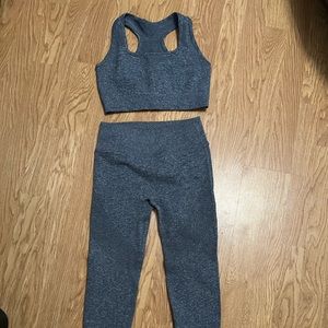 Buffbunny Collection Inline Seamless sports bra and leggings